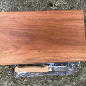 Black Cherry Cutting Board with Knife
